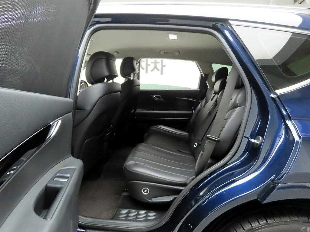 Genesis GV80 - Vista 12