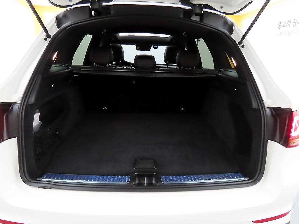 Mercedes Benz GLC Class 2020 Blanco - Importación desde Corea - HF Imports Iquique - Foto 18