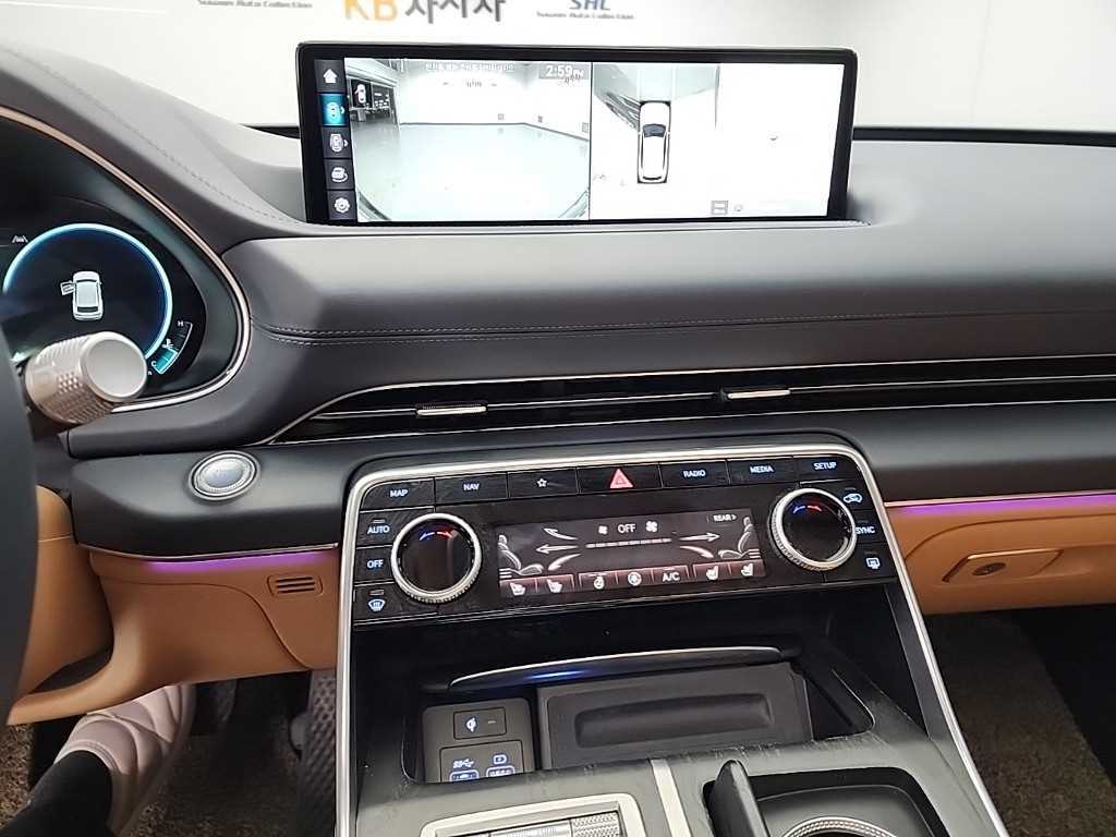 Genesis GV80 - Vista 10