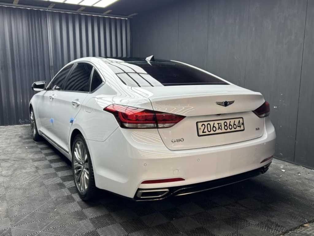 Genesis G80 - Vista 4