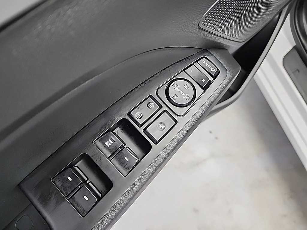 HYUNDAI Avante 2017 Blanco - Importación desde Corea - HF Imports Iquique - Foto 17