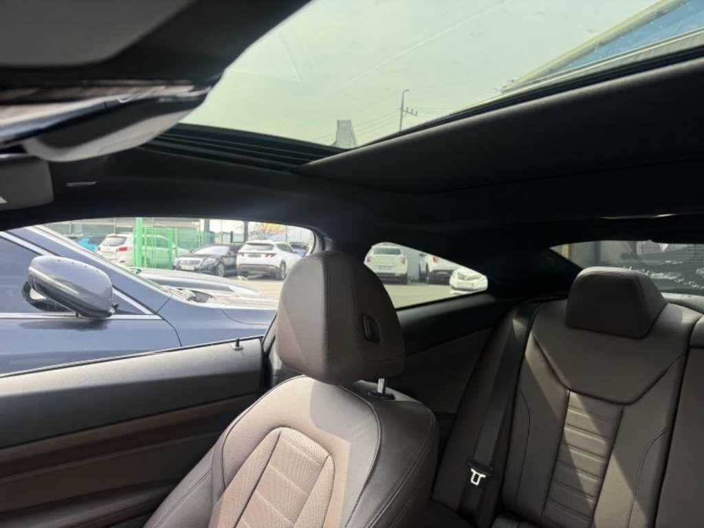 BMW 4 Series - Vista 9