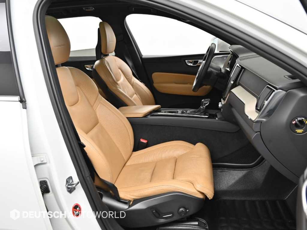 Volvo XC60 - Vista 10