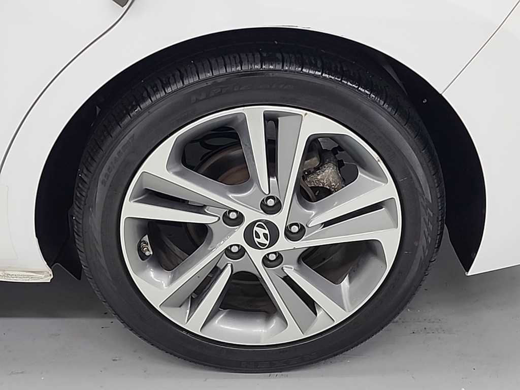 HYUNDAI Avante 2017 Blanco - Importación desde Corea - HF Imports Iquique - Foto 20