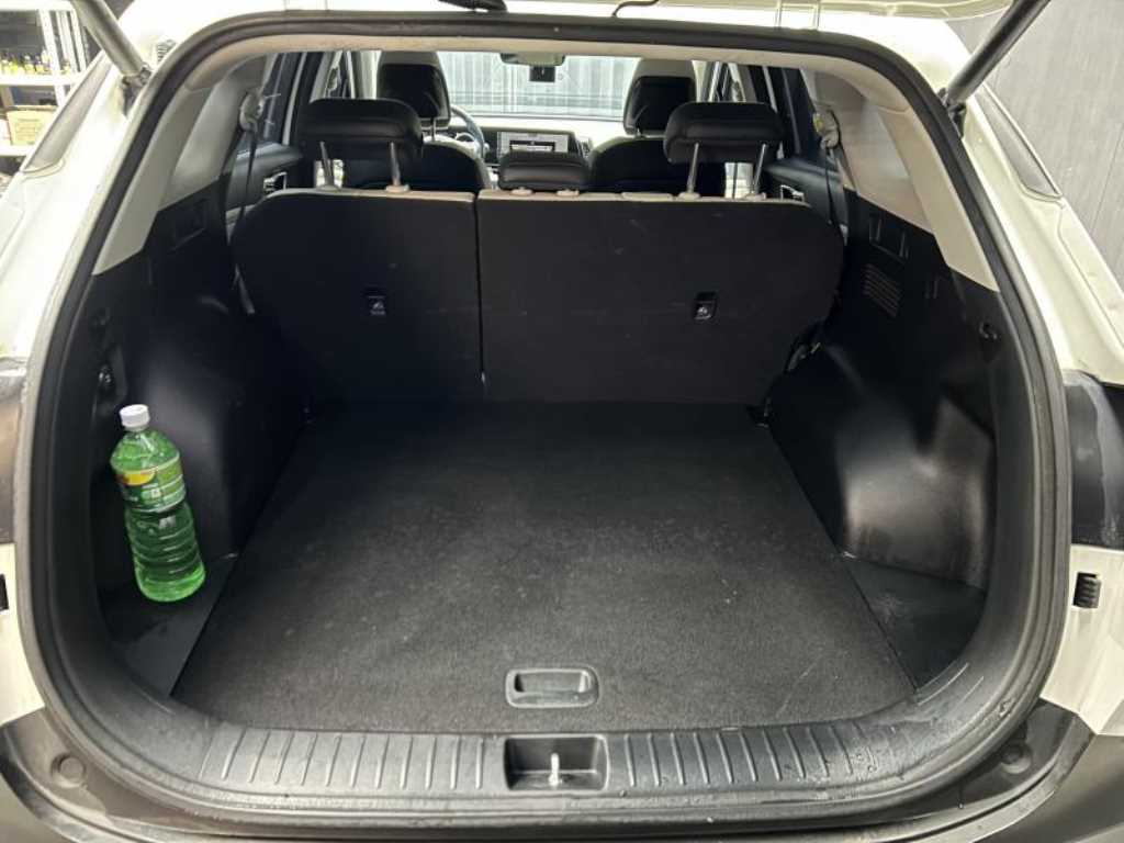 KIA Sportage - Vista 5