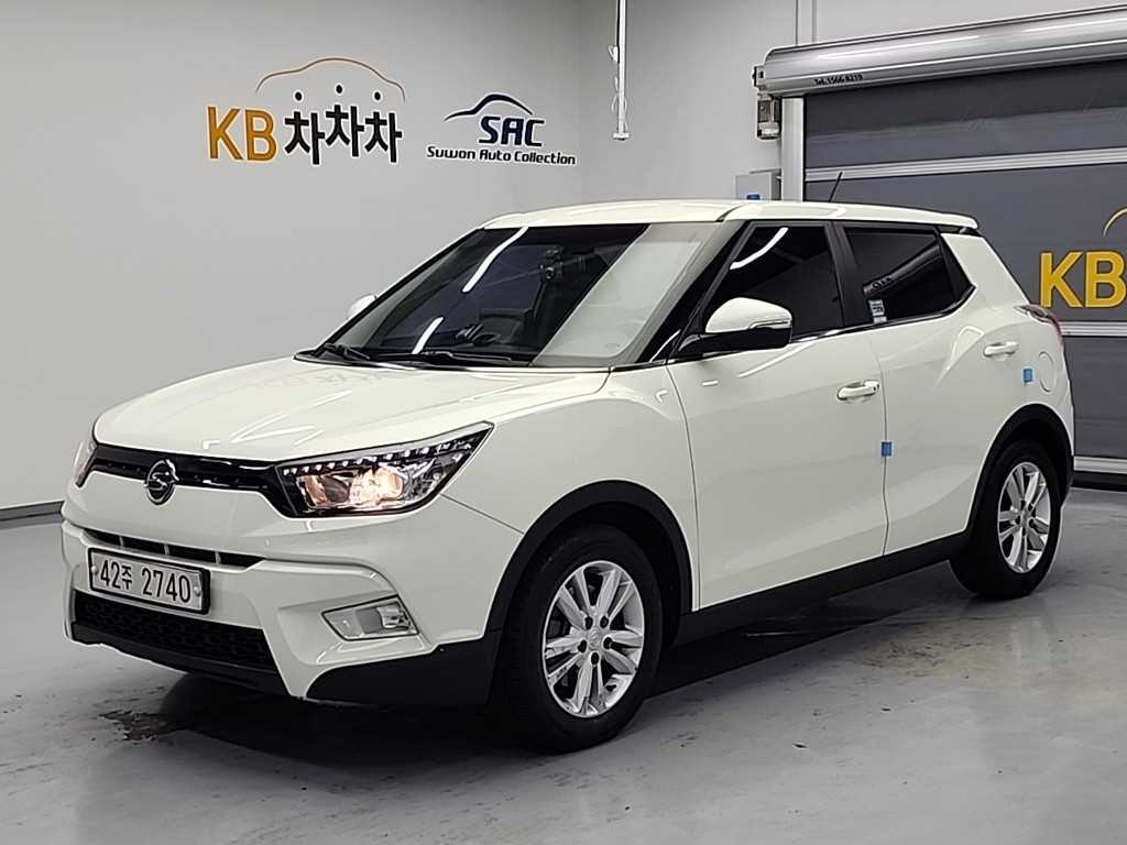 Ssangyong Tivoli 2016 Blanco - Importación desde Corea - HF Imports Iquique - Foto 1
