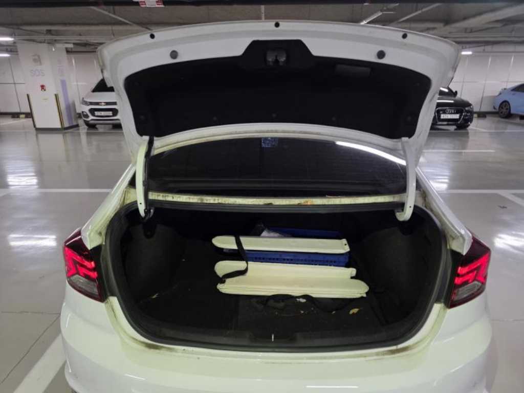 HYUNDAI Avante 2020 Blanco - Importación desde Corea - HF Imports Iquique - Foto 20