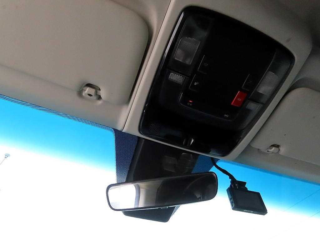 HYUNDAI Staria 2024 Blanco - Importación desde Corea - HF Imports Iquique - Foto 16