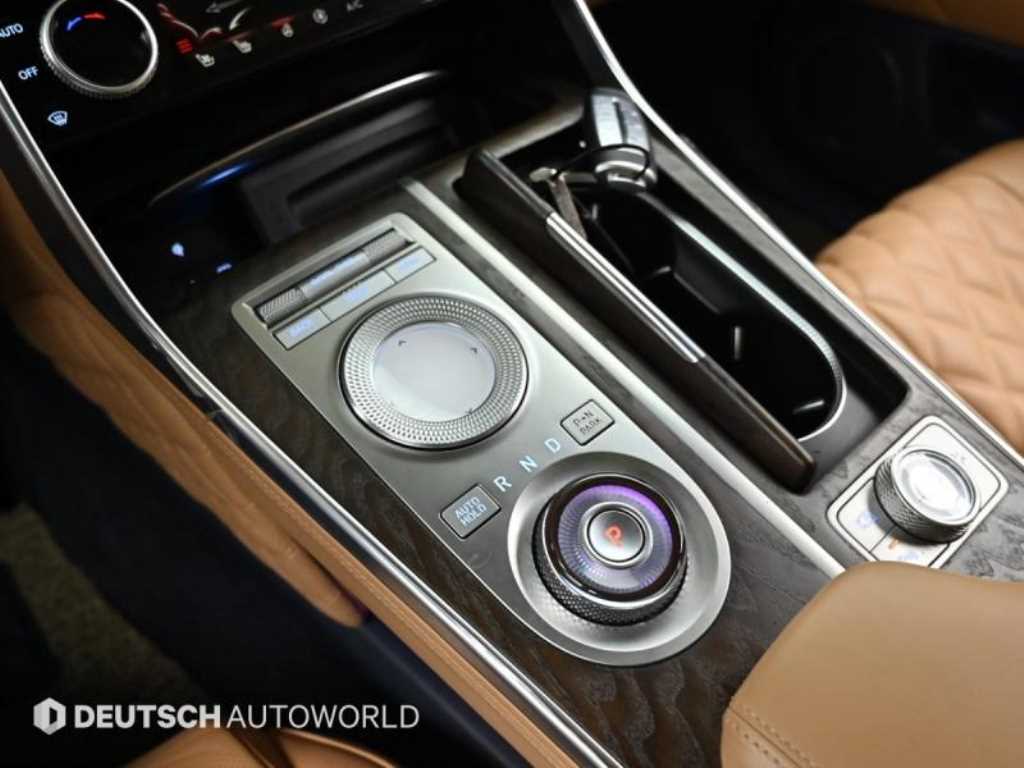 Genesis GV80 - Vista 9