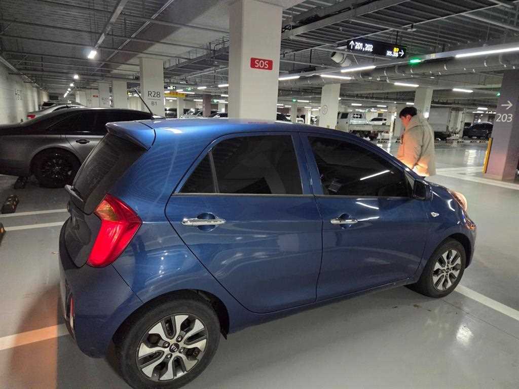 KIA Morning - Vista 4