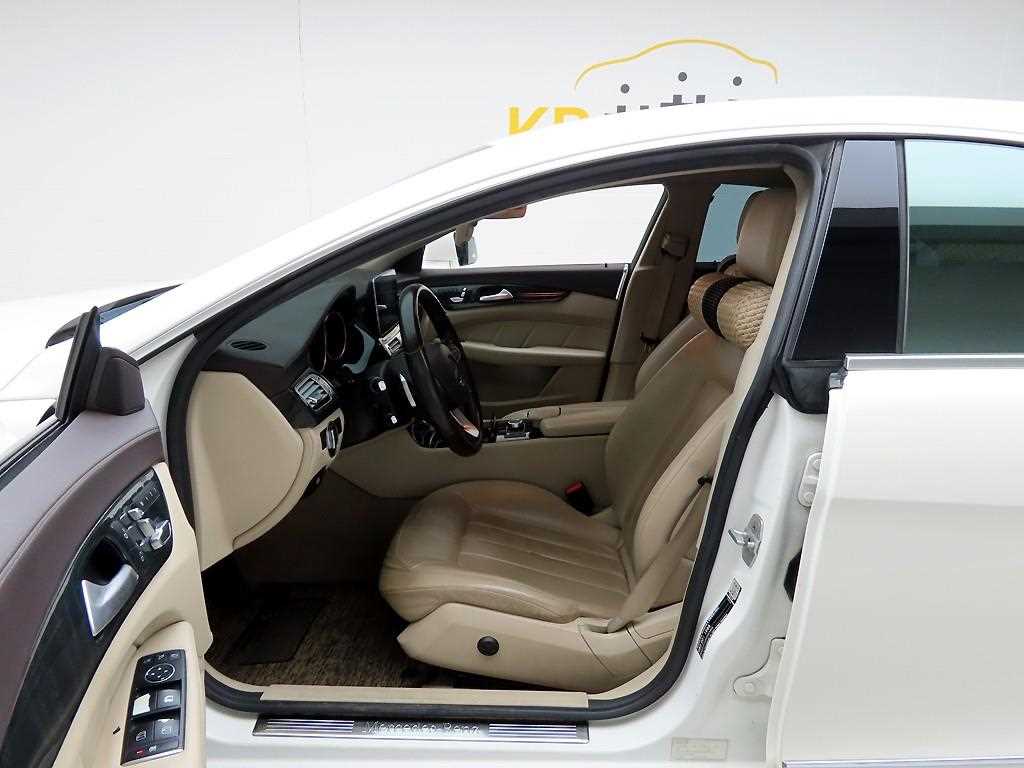 Mercedes Benz CLS Class 2016 Blanco - Importación desde Corea - HF Imports Iquique - Foto 13