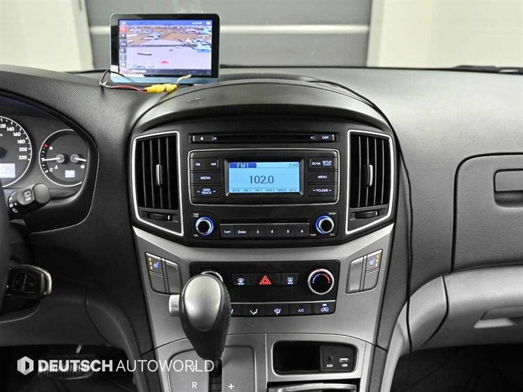 HYUNDAI Starex 2021 Gris - Importación desde Corea - HF Imports Iquique - Foto 14