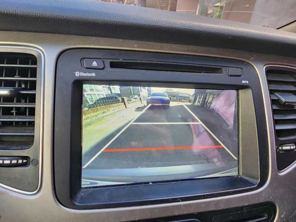 KIA Carens - Vista 6