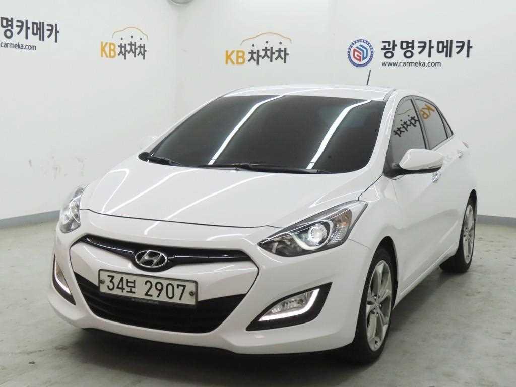 HYUNDAI i30 - Vista 2