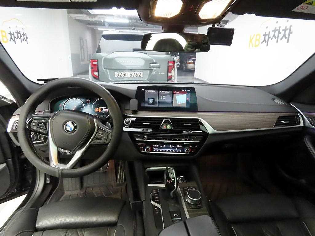BMW 5 Series - Vista 6
