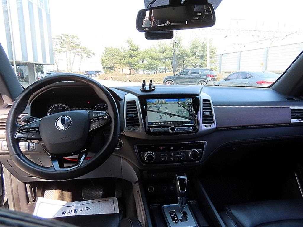 Ssangyong Rexton - Vista 7