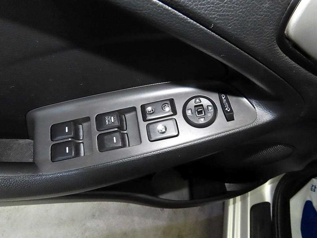 KIA K3 2017 Plateado - Importación desde Corea - HF Imports Iquique - Foto 13