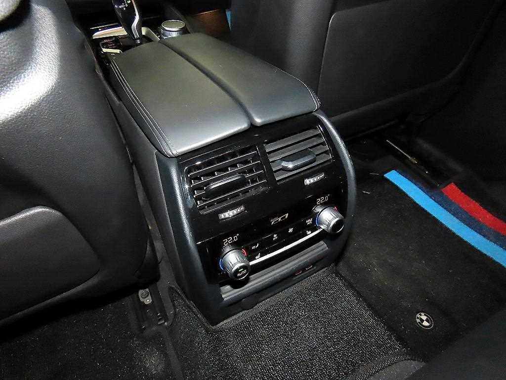 BMW 5 Series 2020 Negro - Importación desde Corea - HF Imports Iquique - Foto 15