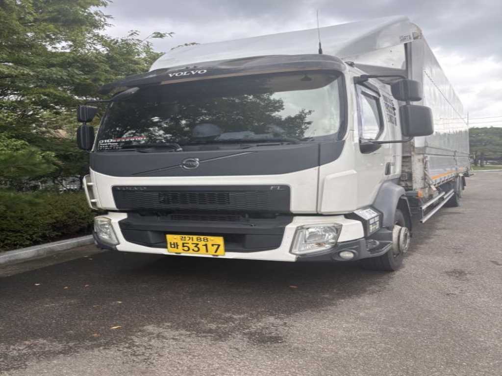 medium and large cargo truck 2016 Blanco - Importación desde Corea - HF Imports Iquique - Foto 1