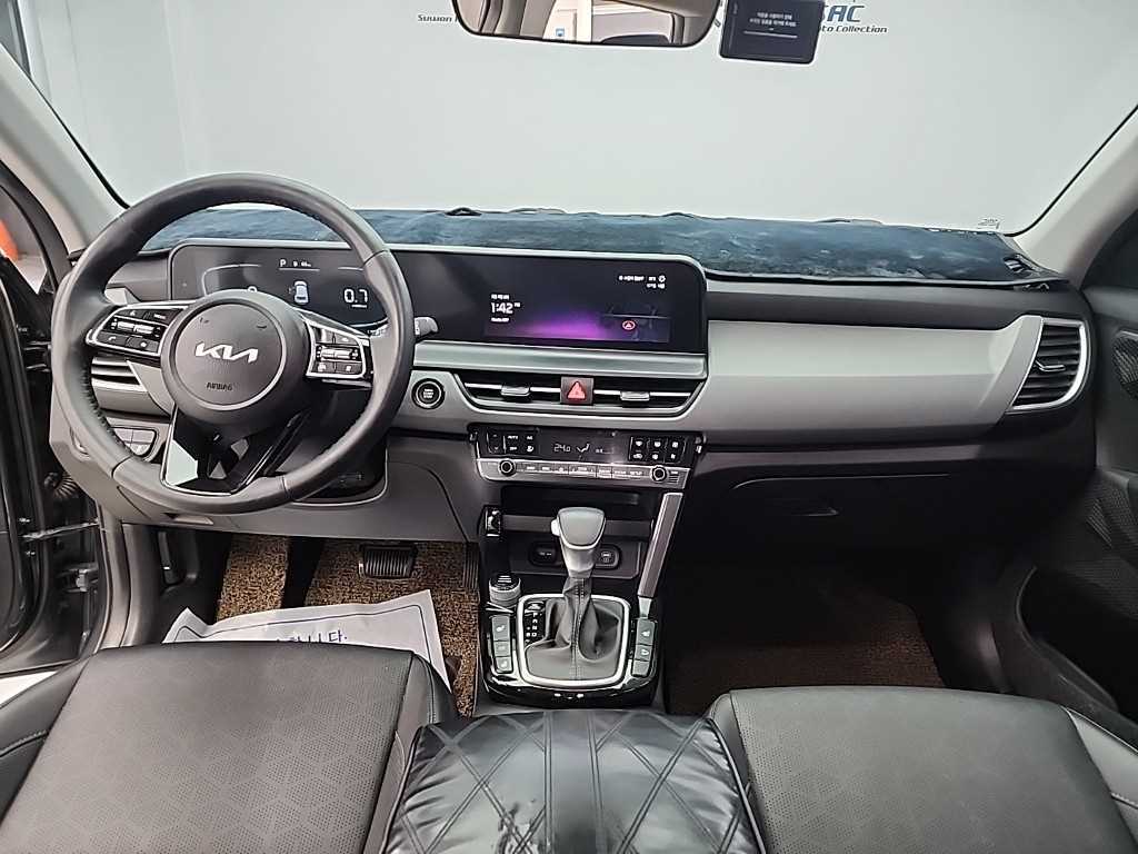 KIA Seltos - Vista 7