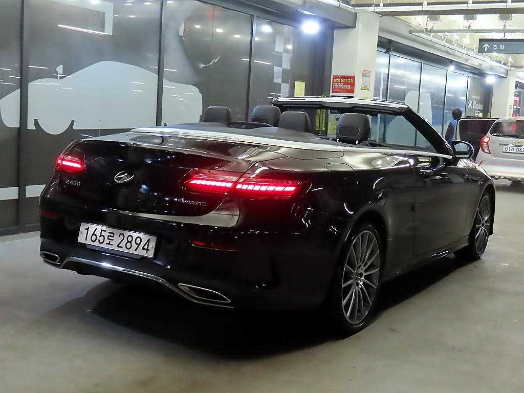 Mercedes Benz E class - Vista 9