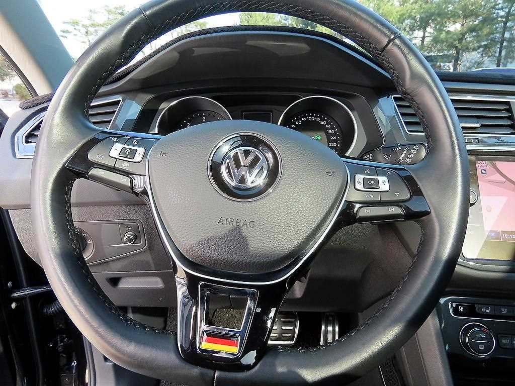 Volkswagen Tiguan - Vista 8