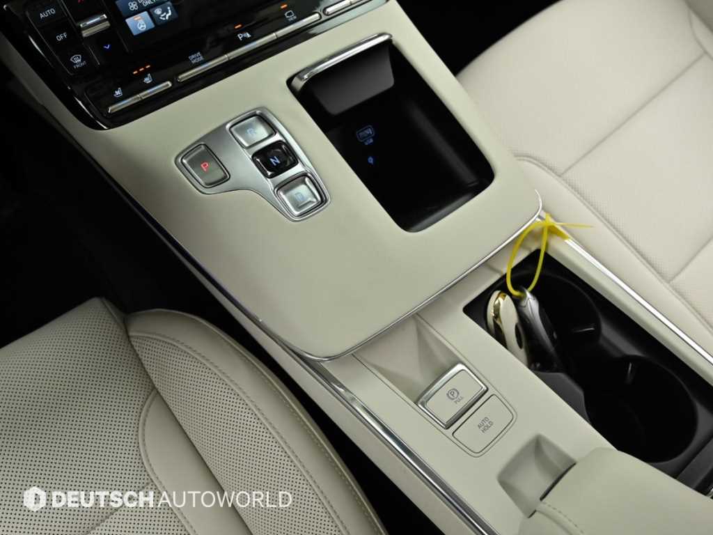 HYUNDAI Grandeur - Vista 9