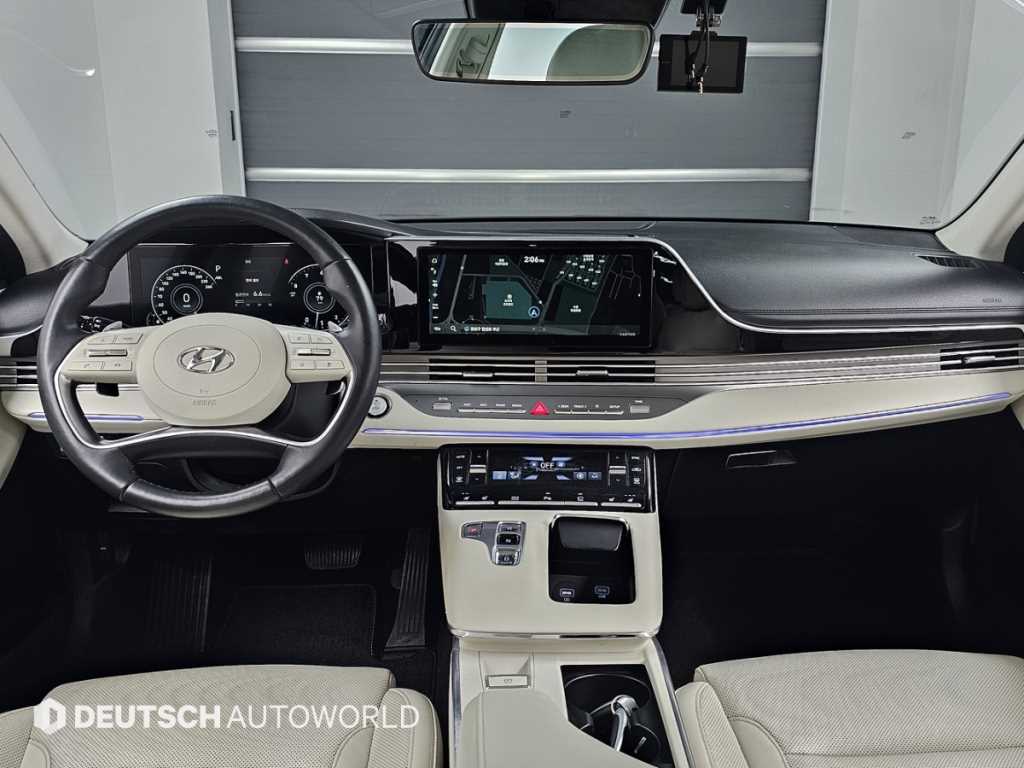 HYUNDAI Grandeur - Vista 7