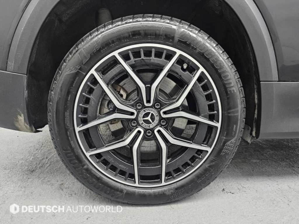 Mercedes Benz EQB - Vista 5