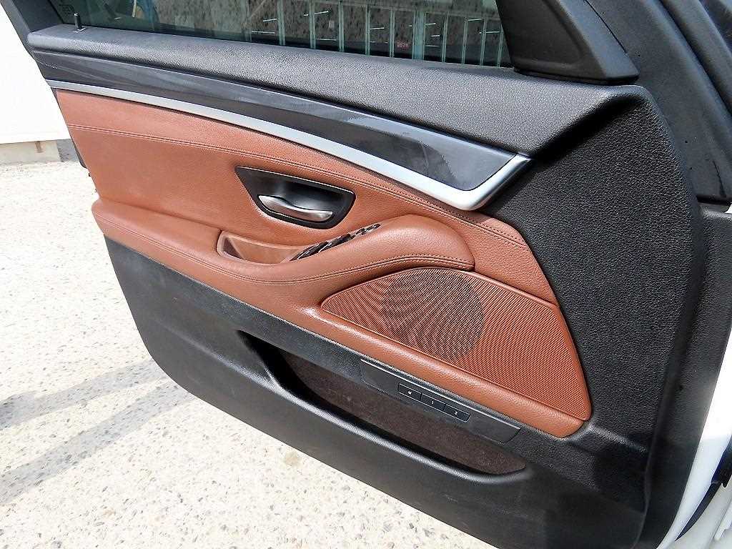 BMW 5 Series - Vista 12