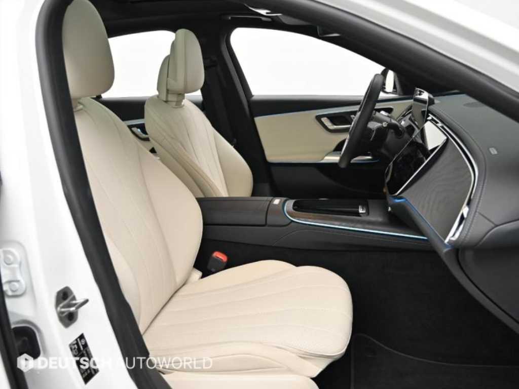 Mercedes Benz E class - Vista 10