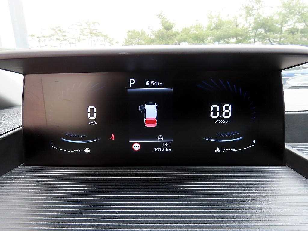 HYUNDAI Staria - Vista 9