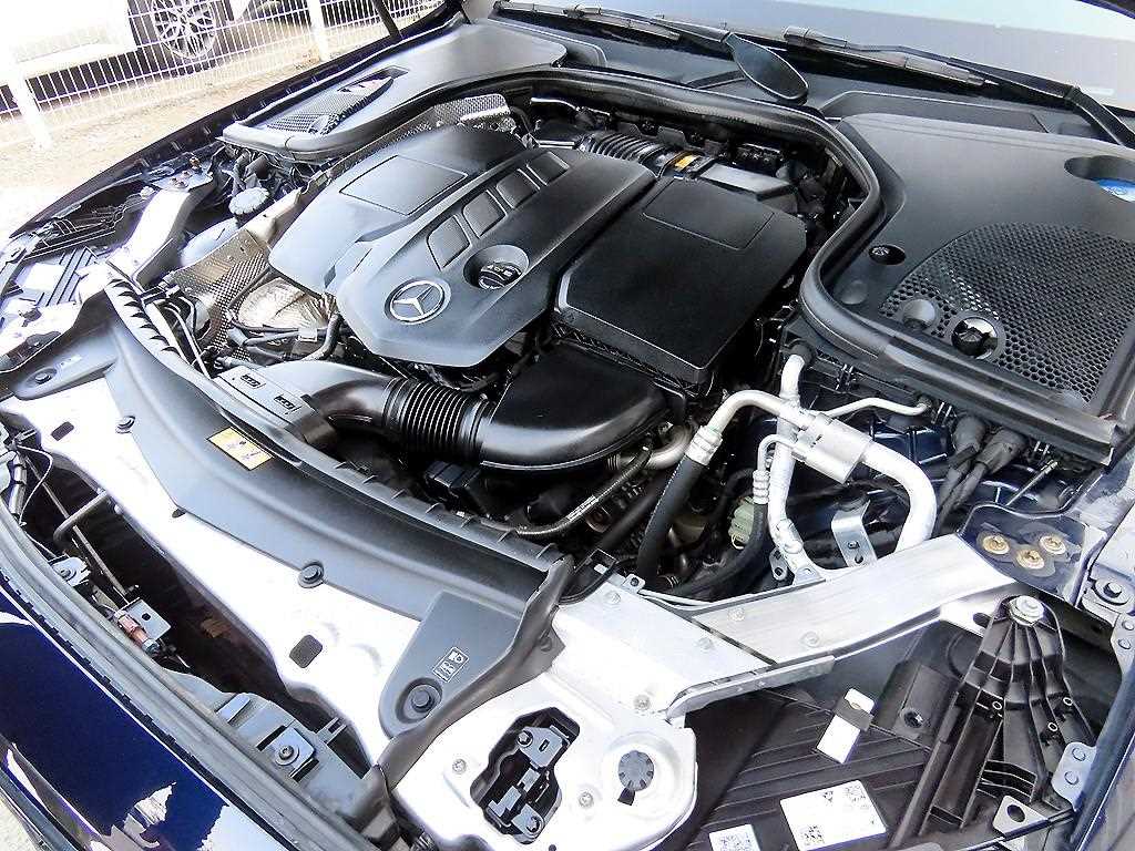 Mercedes Benz E class 2021 Azul - Importación desde Corea - HF Imports Iquique - Foto 19