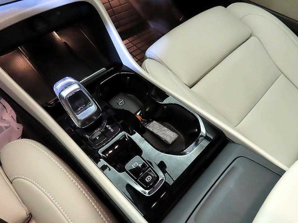 Volvo XC40 - Vista 12