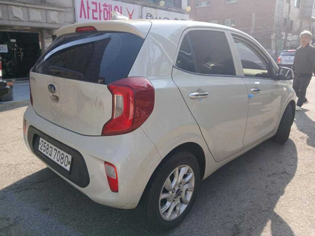 KIA Morning - Vista 5