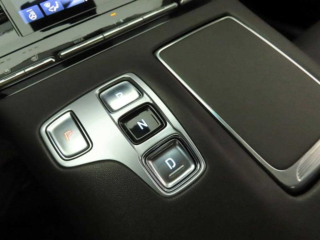 HYUNDAI Grandeur - Vista 10