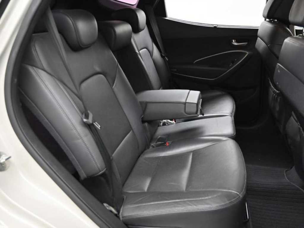 HYUNDAI Santa Fe - Vista 12