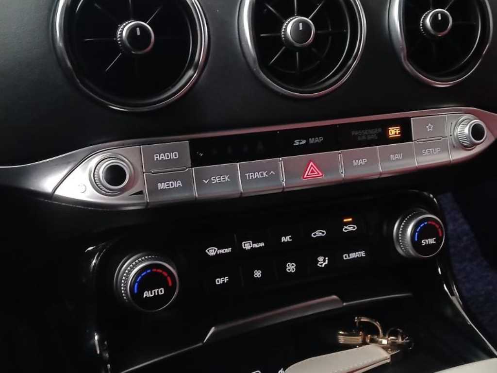 KIA Stinger 2019 - Importación desde Corea - HF Imports Iquique - Foto 14