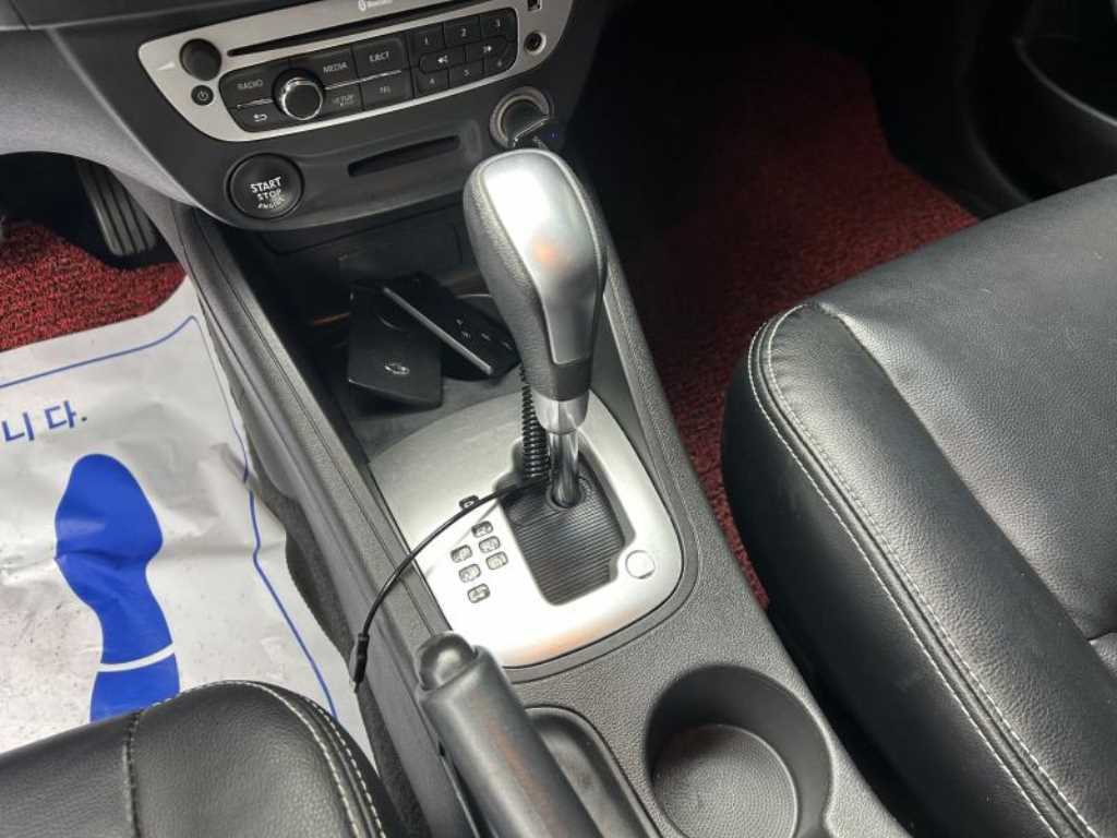 SAMSUNG SM3 - Vista 11