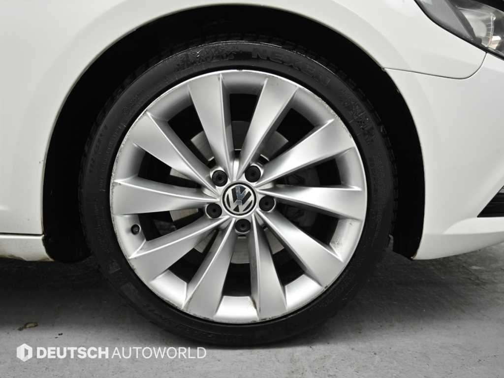 Volkswagen CC - Vista 5