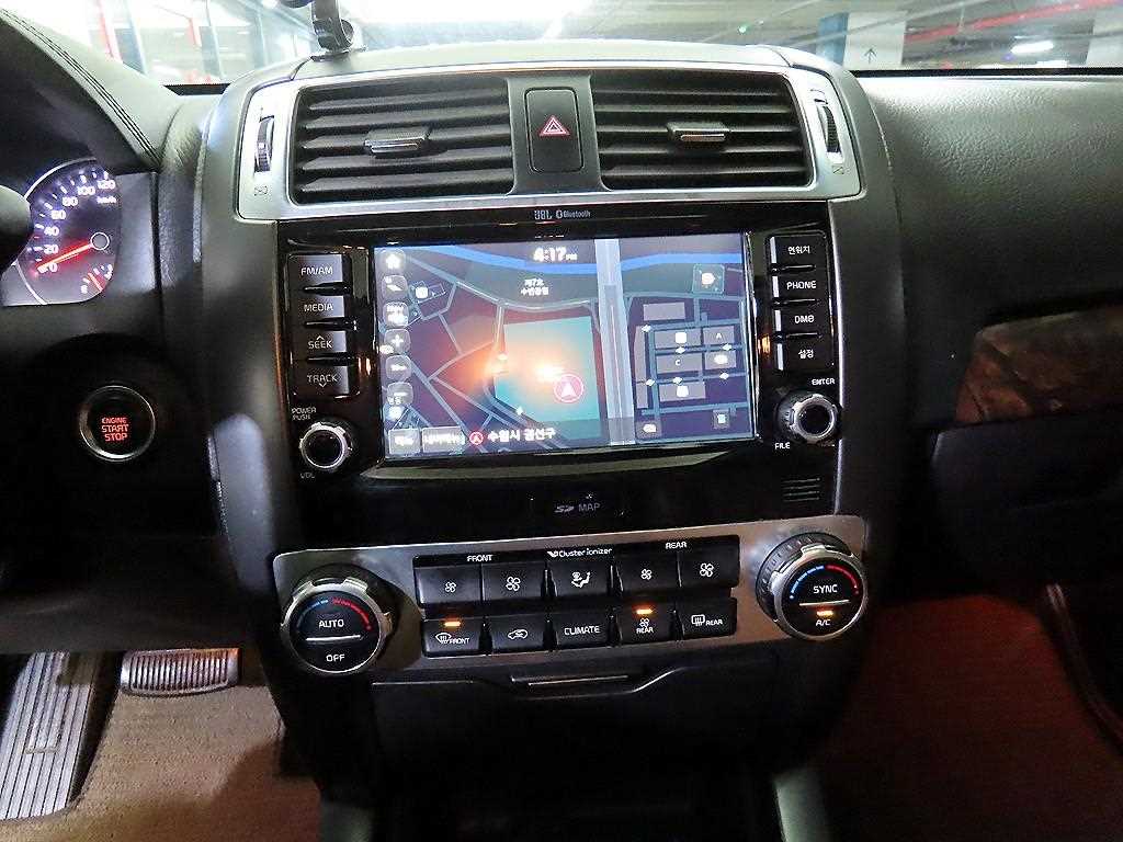 KIA Mohave - Vista 11