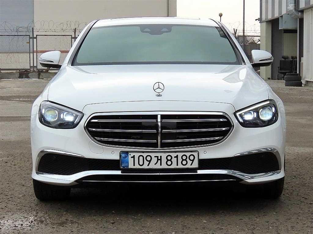 Mercedes Benz E class 2021 Blanco - Importación desde Corea - HF Imports Iquique - Foto 1