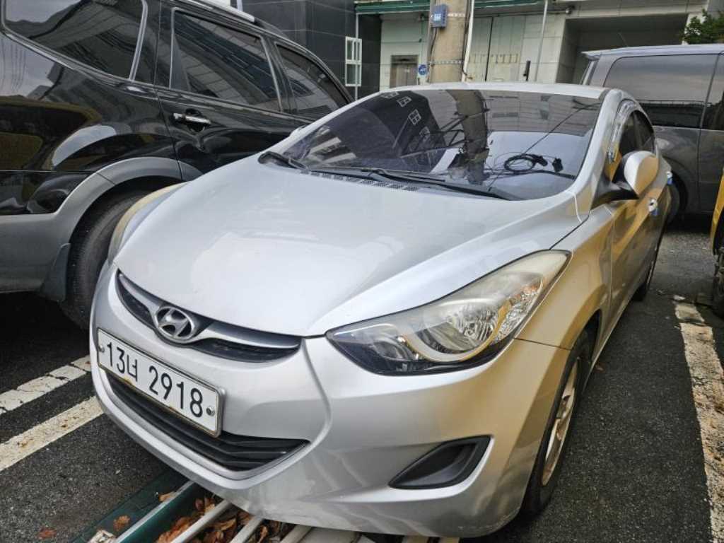 HYUNDAI Avante 2012 Plateado - Importación desde Corea - HF Imports Iquique - Foto 1