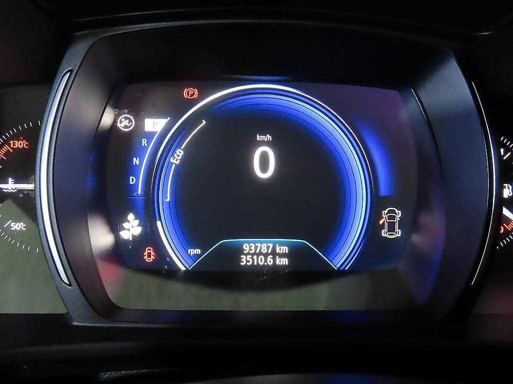 SAMSUNG QM6 - Vista 9