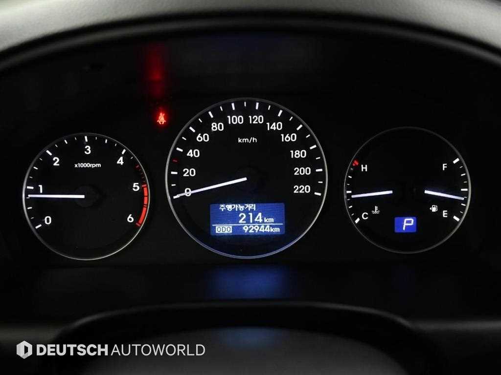 HYUNDAI Starex - Vista 8