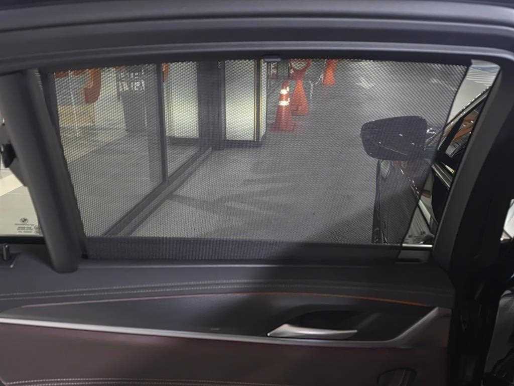 BMW 5 Series - Vista 8