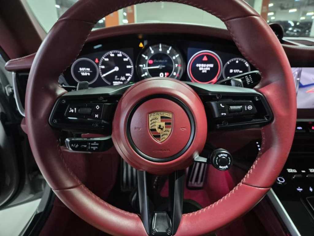 Porsche 911 - Vista 4