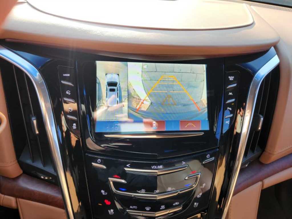 Cadillac Escalade - Vista 8