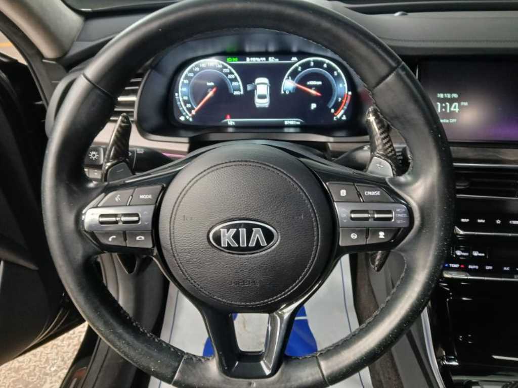KIA K7 - Vista 8