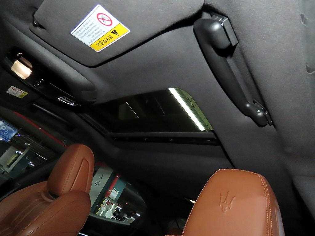 Maserati Ghibli 2017 - Importación desde Corea - HF Imports Iquique - Foto 15